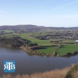La vue du Belvédère à Rosnoën